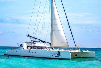 Tours in Cancún and Riviera Maya Catamaran Plus To Isla Mujeres