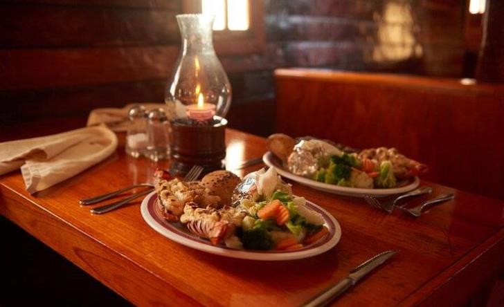 Cena Langosta En Cancún and Nacionales - Columbus tour